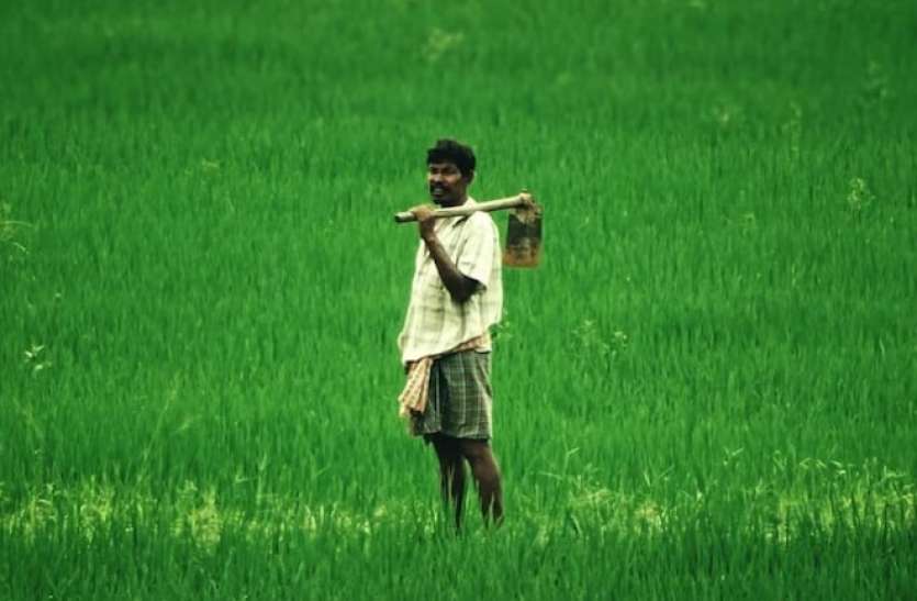 पीएम मोदी का मास्टर प्लान, हर साल किसानों के खातों में जा सकते हैं 70 हजार करोड़ रुपए