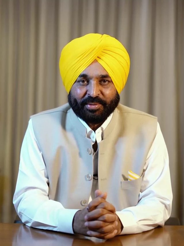 Bhagwat Mann Deplaned; He was Drunk Says Opposition